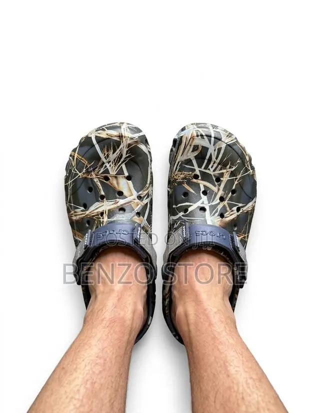 Original Designed Pattern Crocs Clogs for Men and Women – Comfortable · Photo 1