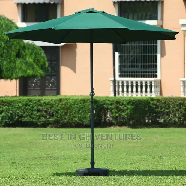 2026 Centre Pole Umbrella · Photo 1