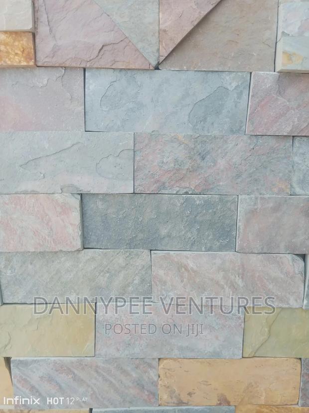 Shell Stone Tiles · Photo 2
