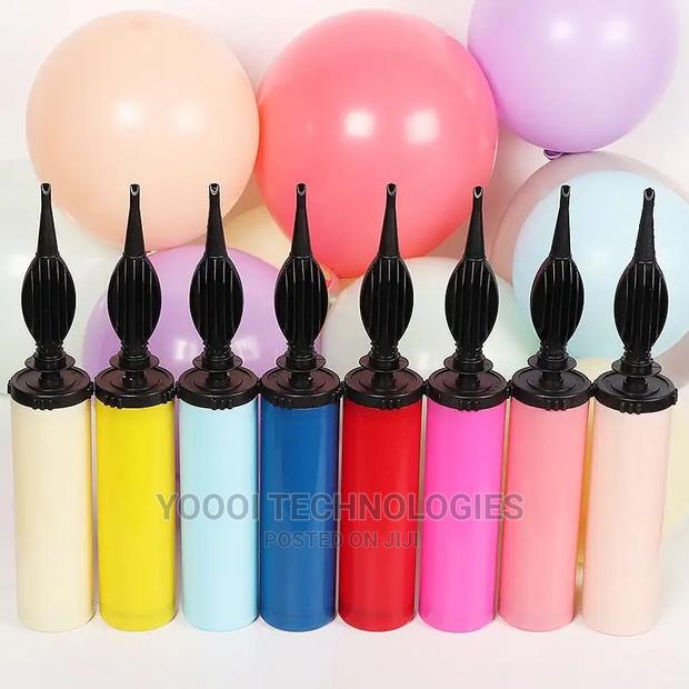 Hand Push Balloon Pump · Photo 1