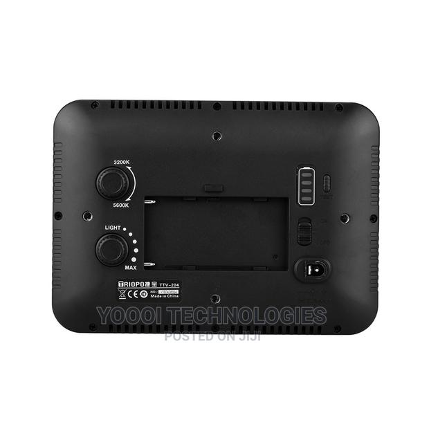 Triopo Bi Color Camera Top Led Light With Battery Charger · Photo 5
