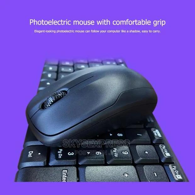 Logitech MK220 Wireless Keyboard and Mouse · Photo 3
