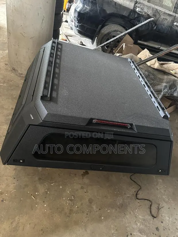 Toyota Hilux, Tacoma, Tundra Etc Bucket Canopy / Topper / Cap · Photo 1
