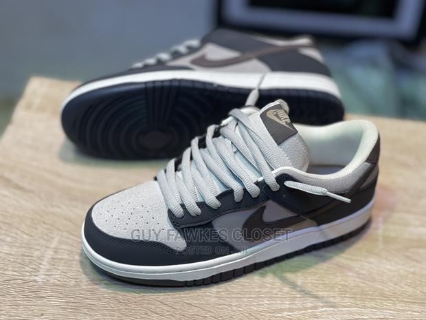 Nike Sb Dunks X Comme Des Garçons · Photo 1
