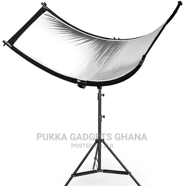 U Shaped Reflector With Stand · Photo 2