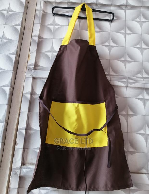 Plain Apron Ghana · Photo 2