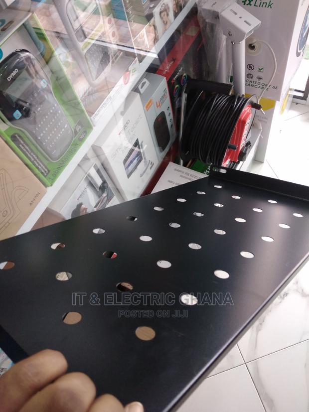 Network Cabinet Tray · Photo 1