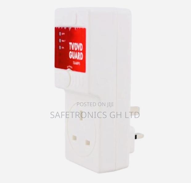 Tv Guard - 13 AMPS - White · Photo 1