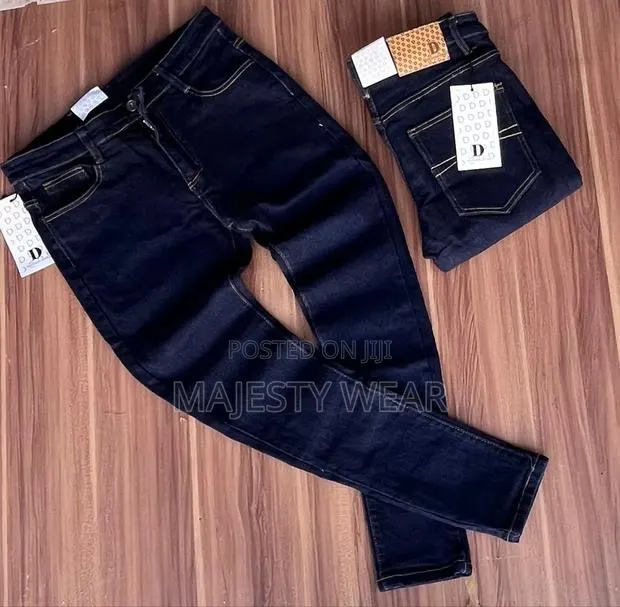 High Quality Men's Jeans · Photo 1