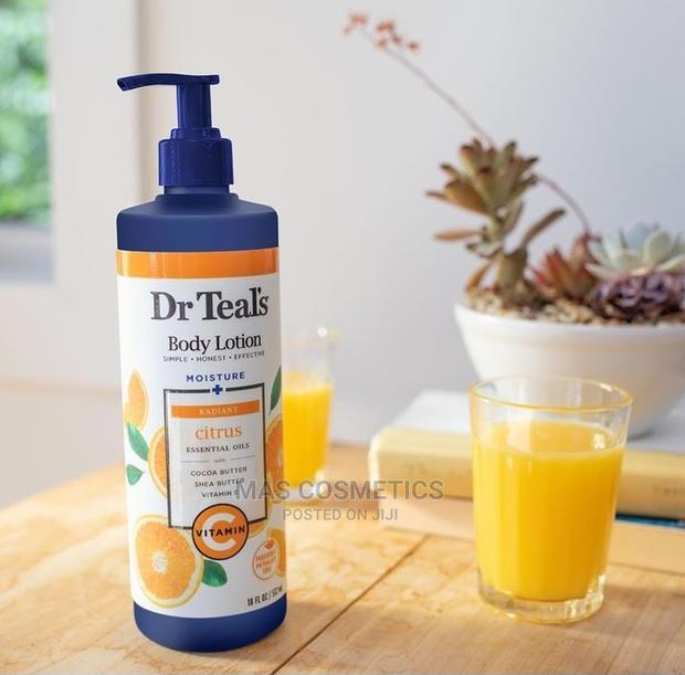 Dr Teal's Body Lotion, 24 Hour Moisture · Photo 1