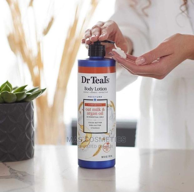 Dr Teal's Body Lotion, 24 Hour Moisture · Photo 2