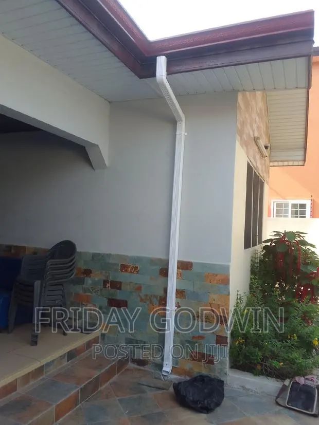 Rain Gutter Water Connector and With Down Pipe · Photo 1