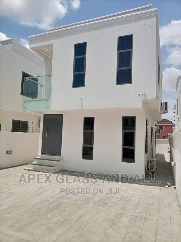 Aluminum Sliding Window · Photo 3