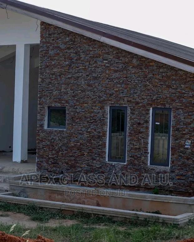Aluminum Sliding Window · Photo 7