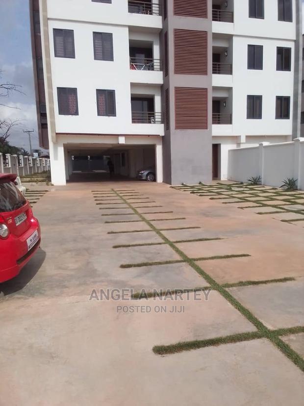 2bdrm Apartment in Sakumono Estates, Tema Metropolitan for sale
