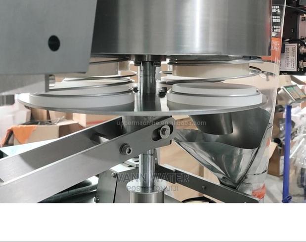 Powdered Punch Packaging Machine · Photo 2