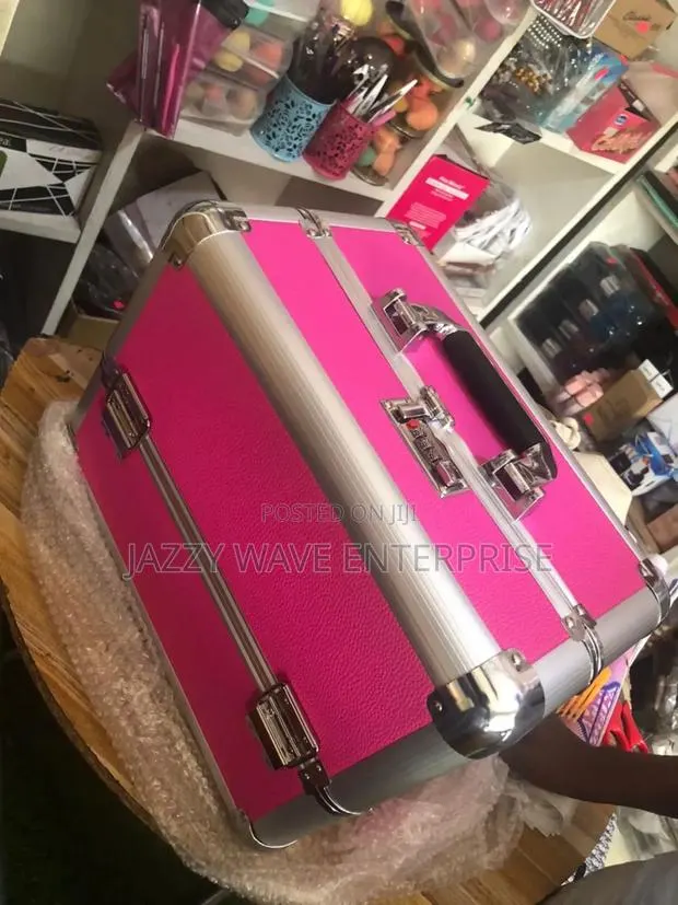 Makeup Box · Photo 1