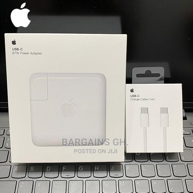 Apple Macbook 87W Type-C Adapter · Photo 2