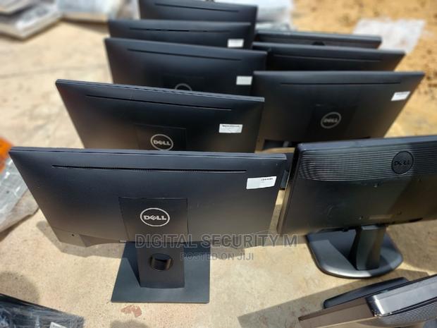 19"W and 20" W Monitors · Photo 2