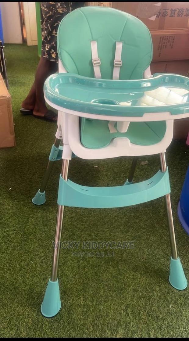 Baby High Chair With Feeding Table · Photo 2