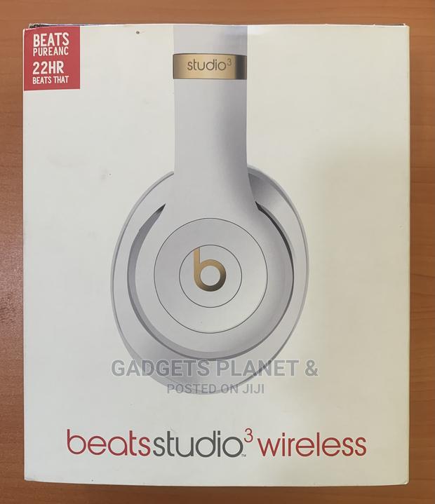 Beats Studio 3 Wireless Headphones · Photo 2