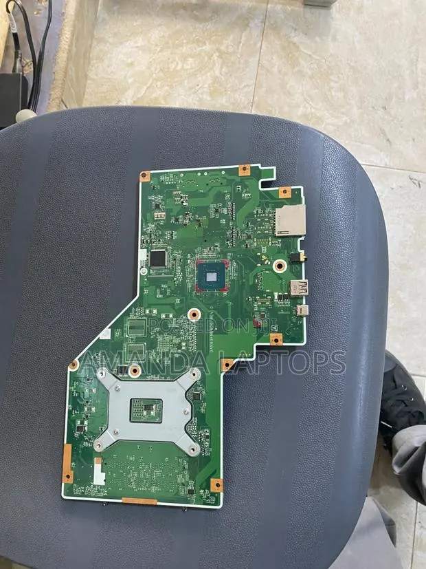 Laptop Motherboards · Photo 1