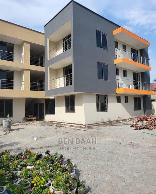 2bdrm Block of Flats in Ben Properties, Lake Side Estate for rent · Photo 1