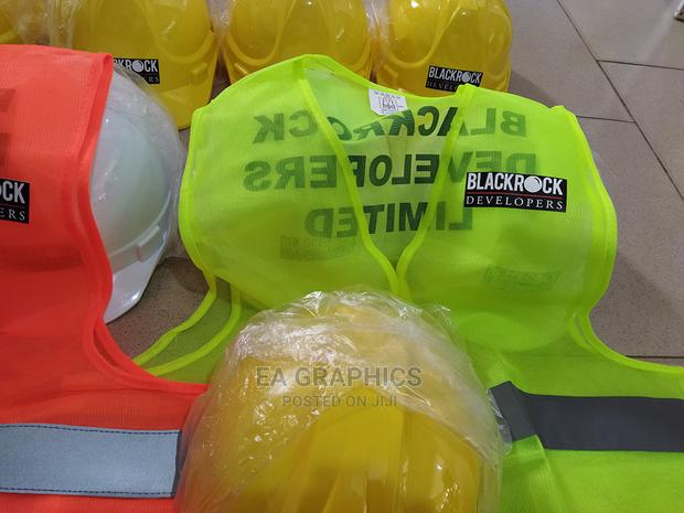 Reflector Vests and Safety Helmet Branding · Photo 6