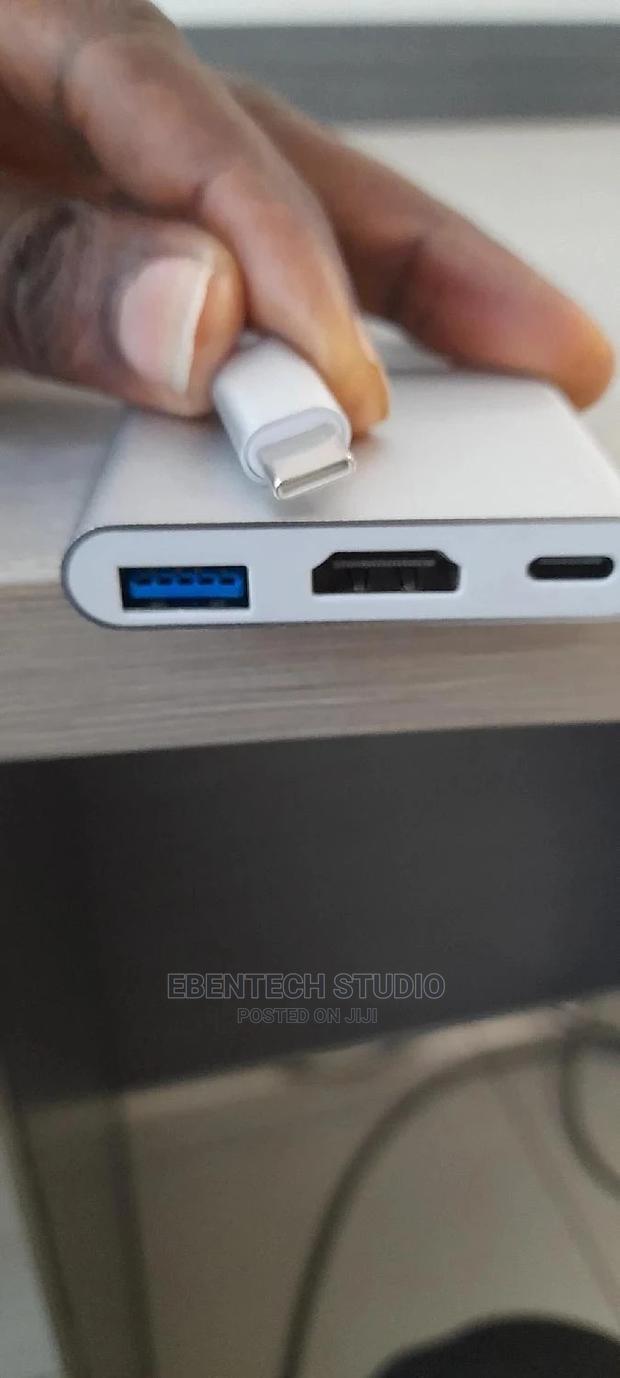 Type-C to HDMI Converter Plus USB Ports · Photo 4