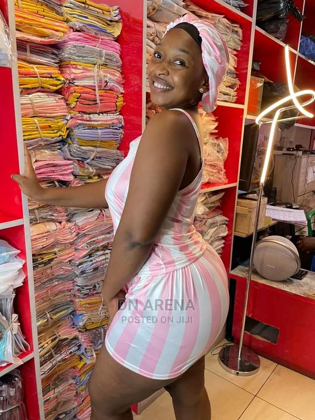 Ladies Sleep Wear With Bonnet · Photo 2