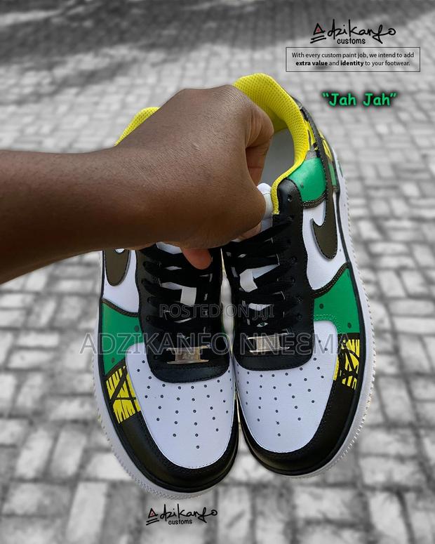 "Jah Jah" (Custom-Made Sneakers by Adzikanfo Customs) · Photo 4