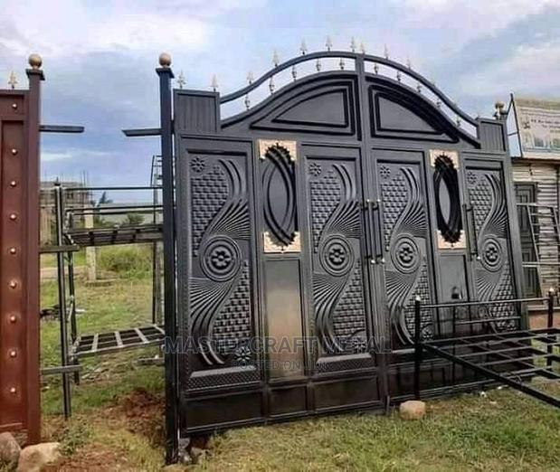 Modern Design Metal Gate for Sale · Photo 1