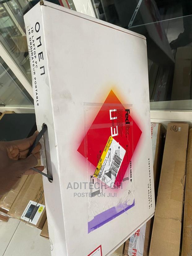 New Laptop HP Omen 16 16GB Intel Core I9 SSD 1T · Photo 2