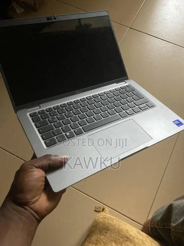 Laptop Dell Latitude 5450 8GB Intel Core i5 SSHD (Hybrid) 512GB · Photo 1