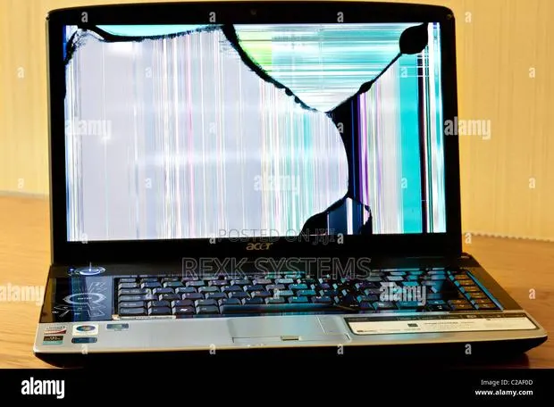 Laptop Screen Replacement · Photo 1