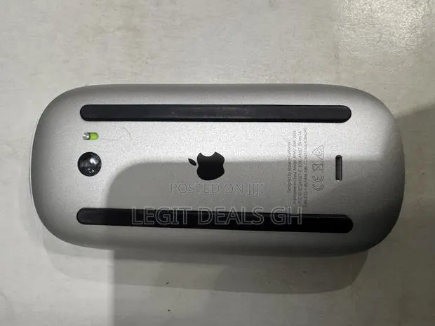 Apple Mouse 2 · Photo 1