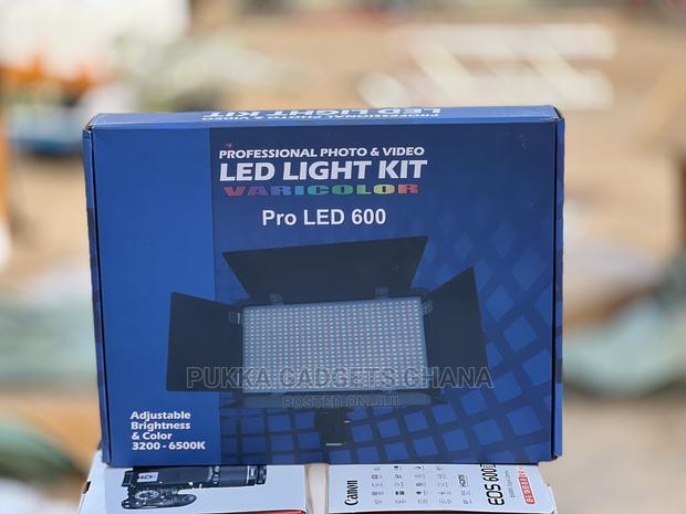 Pro Led 600 + Stand · Photo 1
