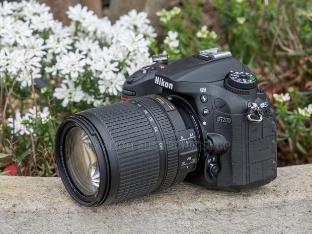 Black Colour Nikon D7200 Dslr Camera · Photo 1