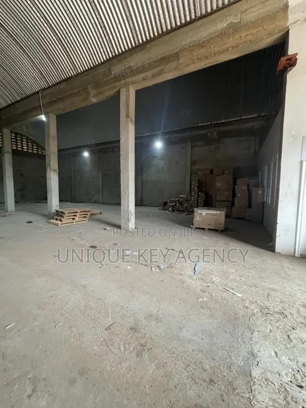 500 Sqaure Meter Warehouse in Spintex · Photo 1