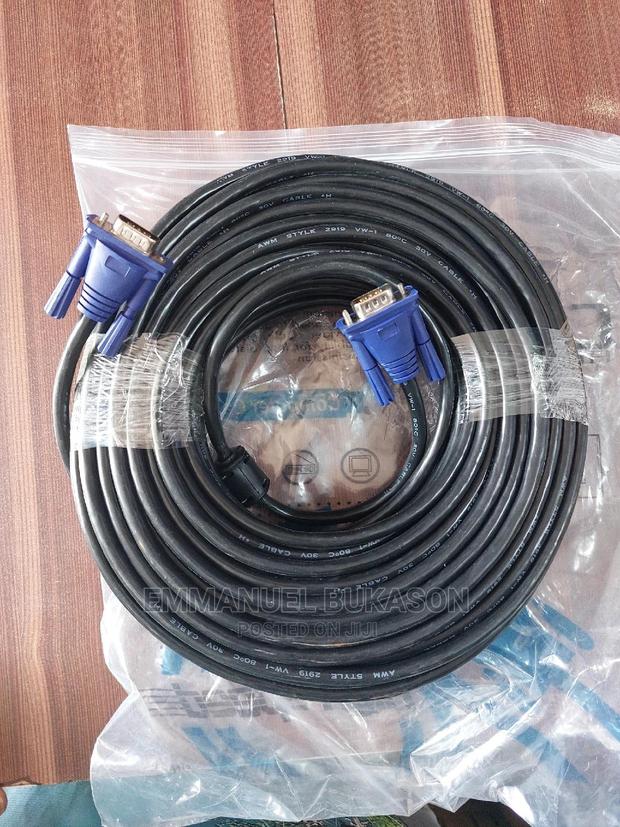 VGA to VGA Cable 30m · Photo 2