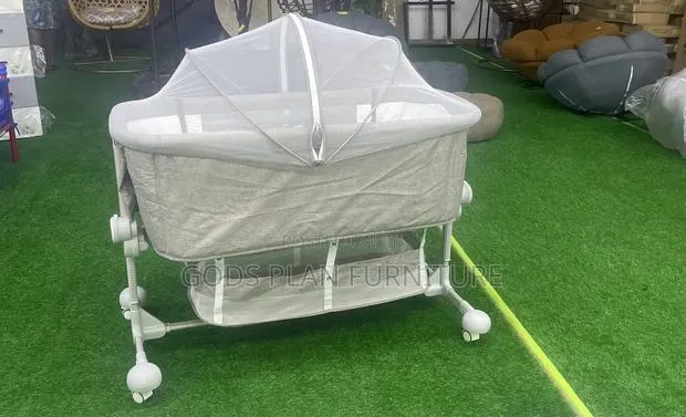 Baby Bassinet · Photo 2