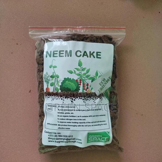 Organic Neem Cake · Photo 1