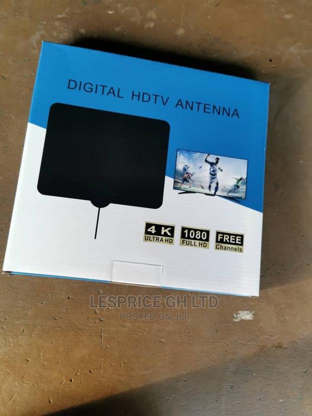 Digital HDTV Antenna · Photo 1