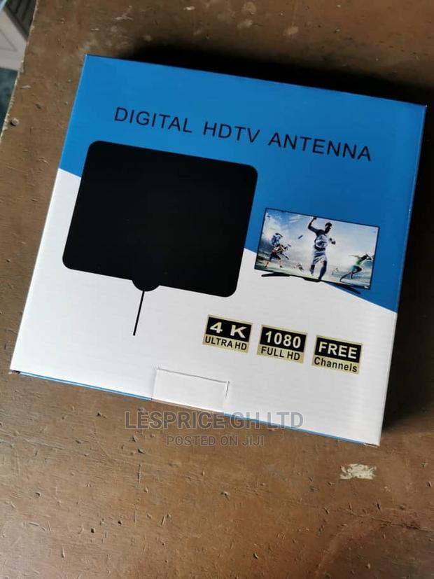 Top Digital HDTV Antenna · Photo 1