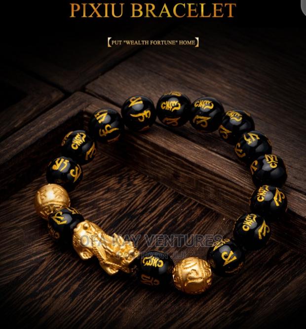 Feng Shui Bracelet for Wealth Attraction · Photo 4