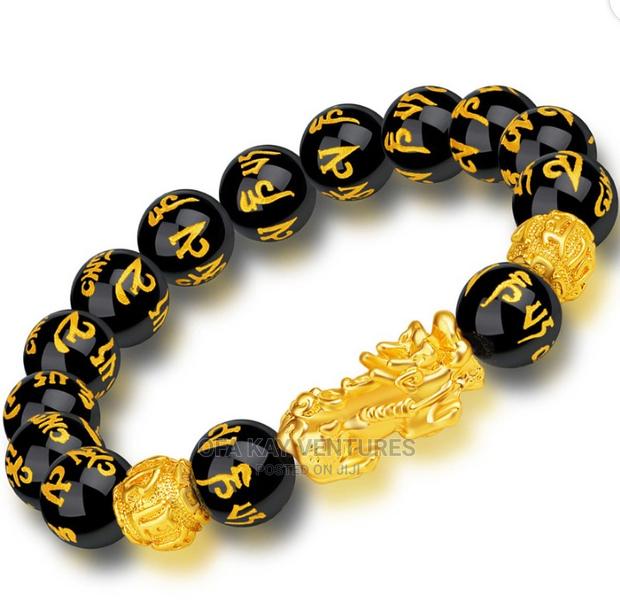 Feng Shui Bracelet for Wealth Attraction · Photo 1