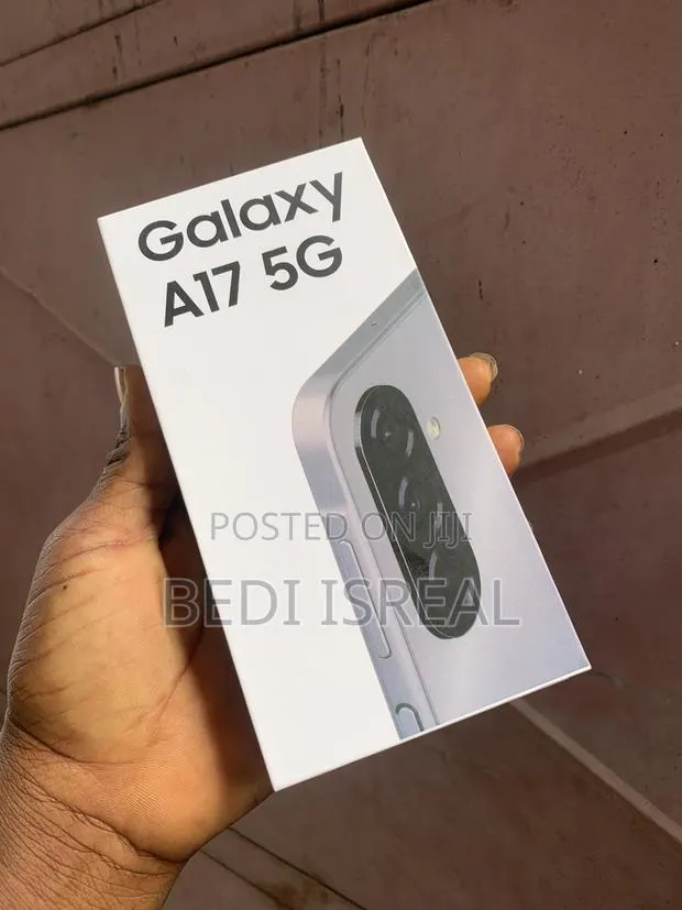 New Samsung Galaxy A17 5G 256 GB Silver · Photo 1