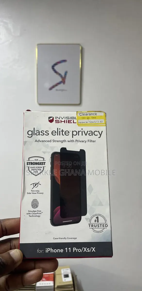 Apple iPhone 11 Pro/ Xs/ X Glass Privacy Screen Protector · Photo 1