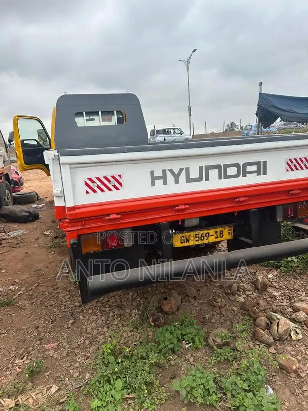 Hyundai Might One for Sale · Photo 1