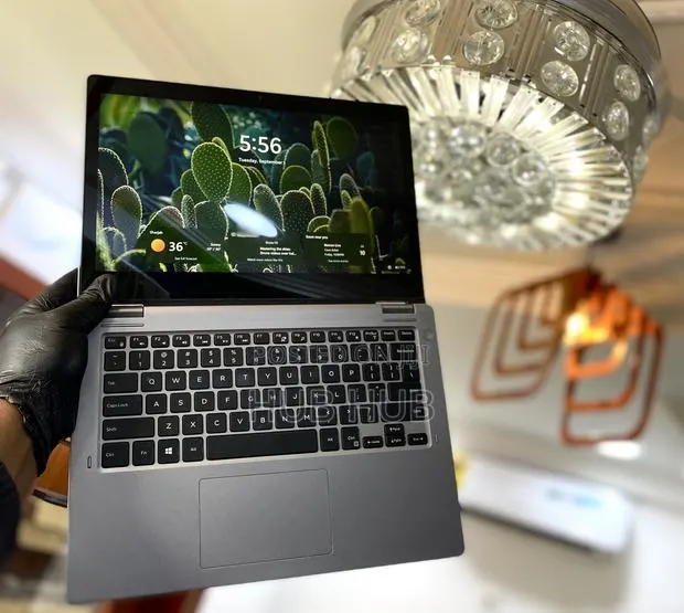 Laptop Dell Latitude 3310 2-in-1 8GB Intel Core i5 SSD 256GB · Photo 1